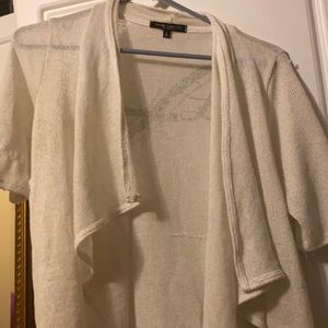 White sweater cardigan With short sleeves